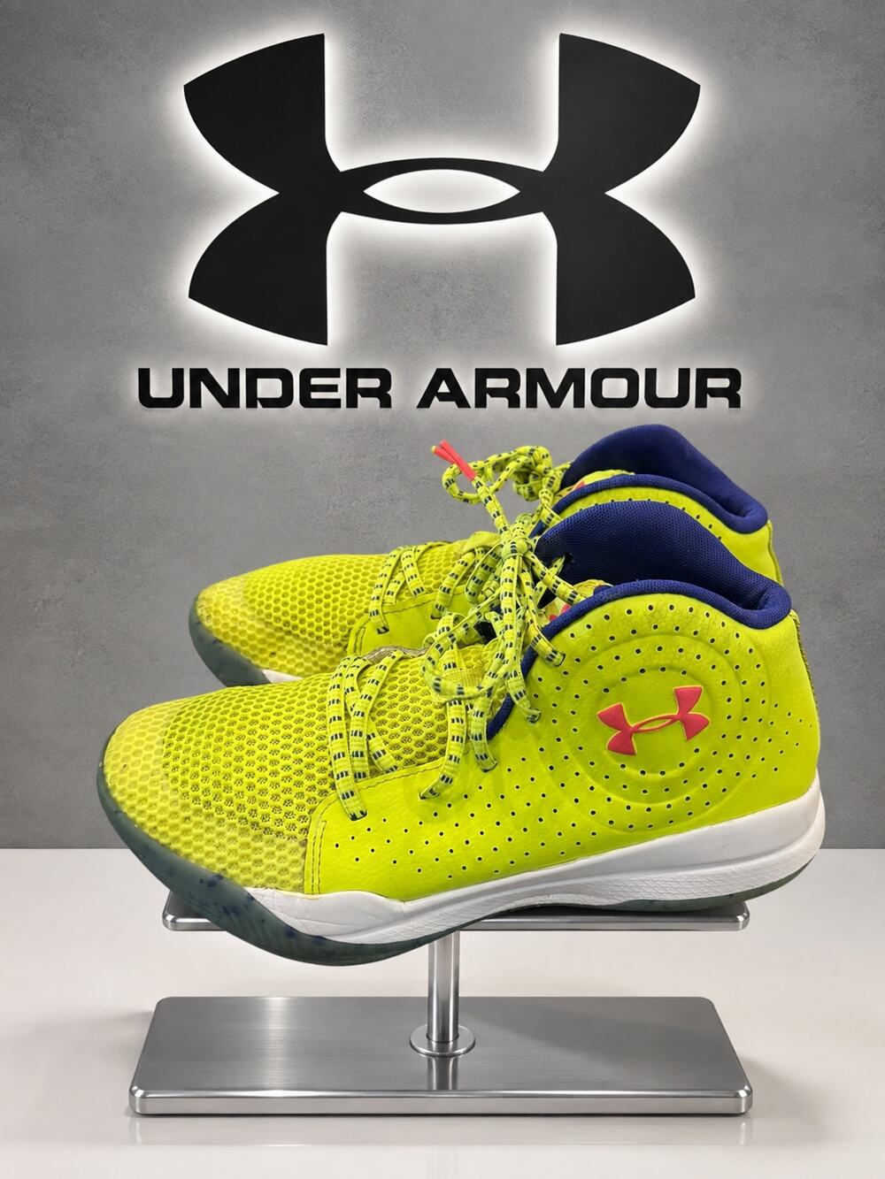Under Armour UA Jet Splash Basketball Shoes Yellow Blue 6Y 3024120-300